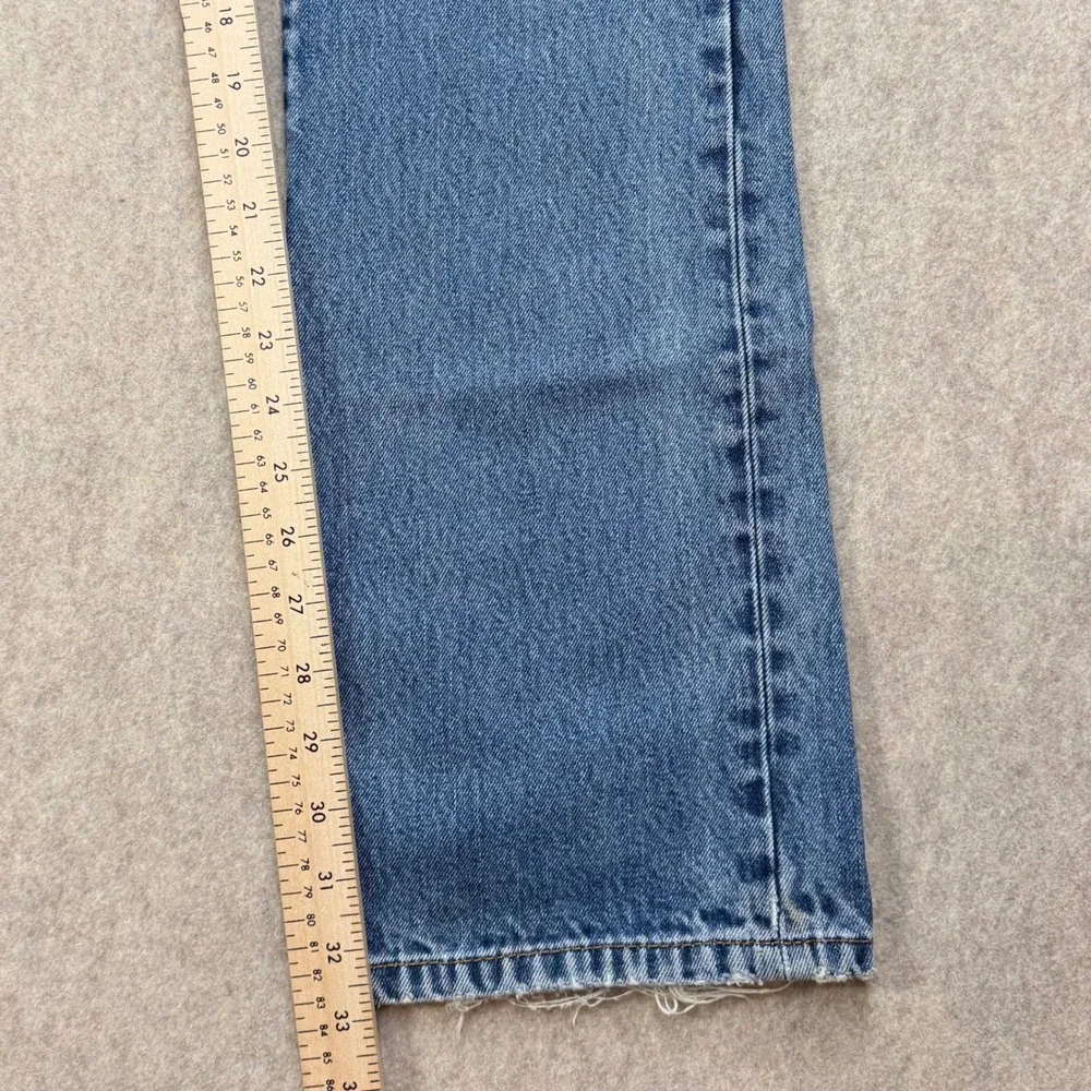 Levis distressed not